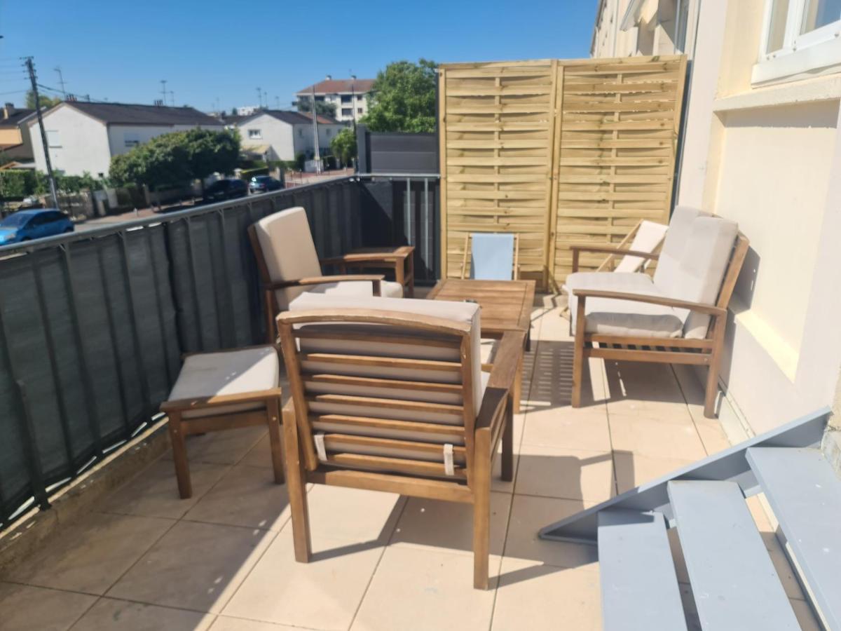 Duplex Familial Proche Gare Et Hyper Centre Ville Villepreux Luaran gambar